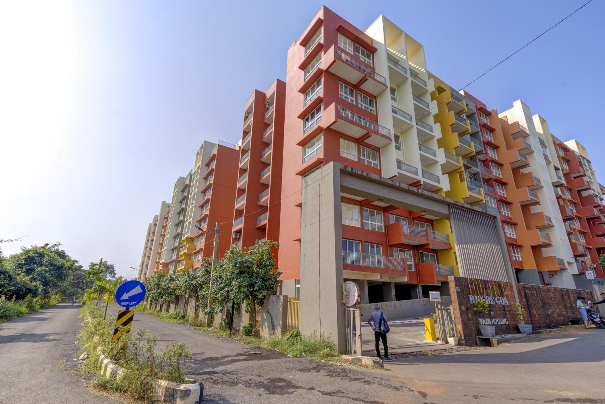 Luxe 2Bhk 10Min From Goi Airport With Pool Access Appartement Dabolim Buitenkant foto
