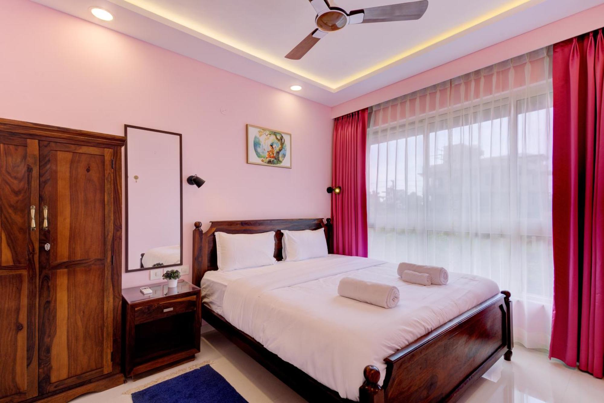 Luxe 2Bhk 10Min From Goi Airport With Pool Access Appartement Dabolim Buitenkant foto